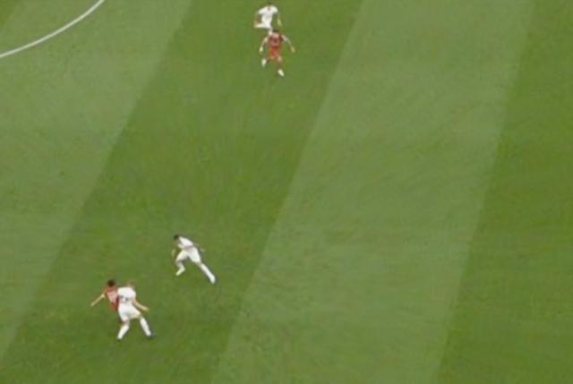 1696117395900037513.jpg caipan.jpg