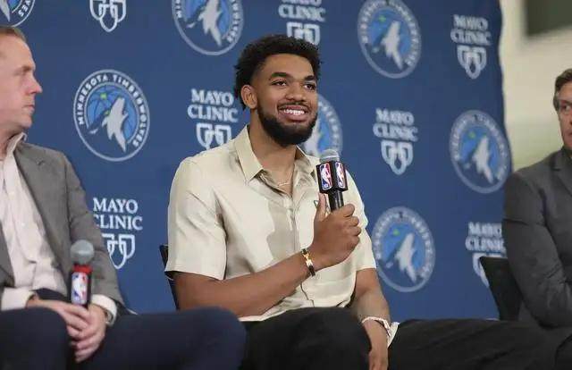 b体育-唐斯：得到戈贝尔不夺冠就是失败 我们前途无限