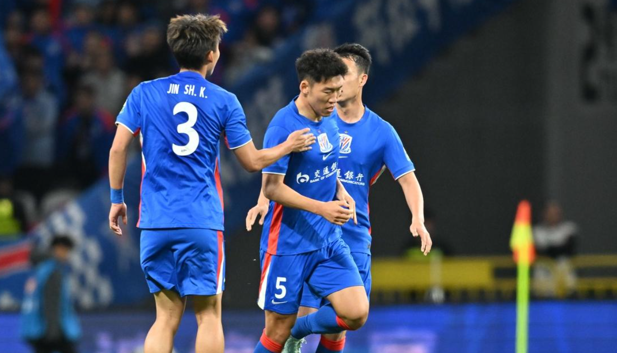 b体育直播-从0-2到2-2！超级后卫绝境爆发：梅开二度救主，上海申花3场不胜