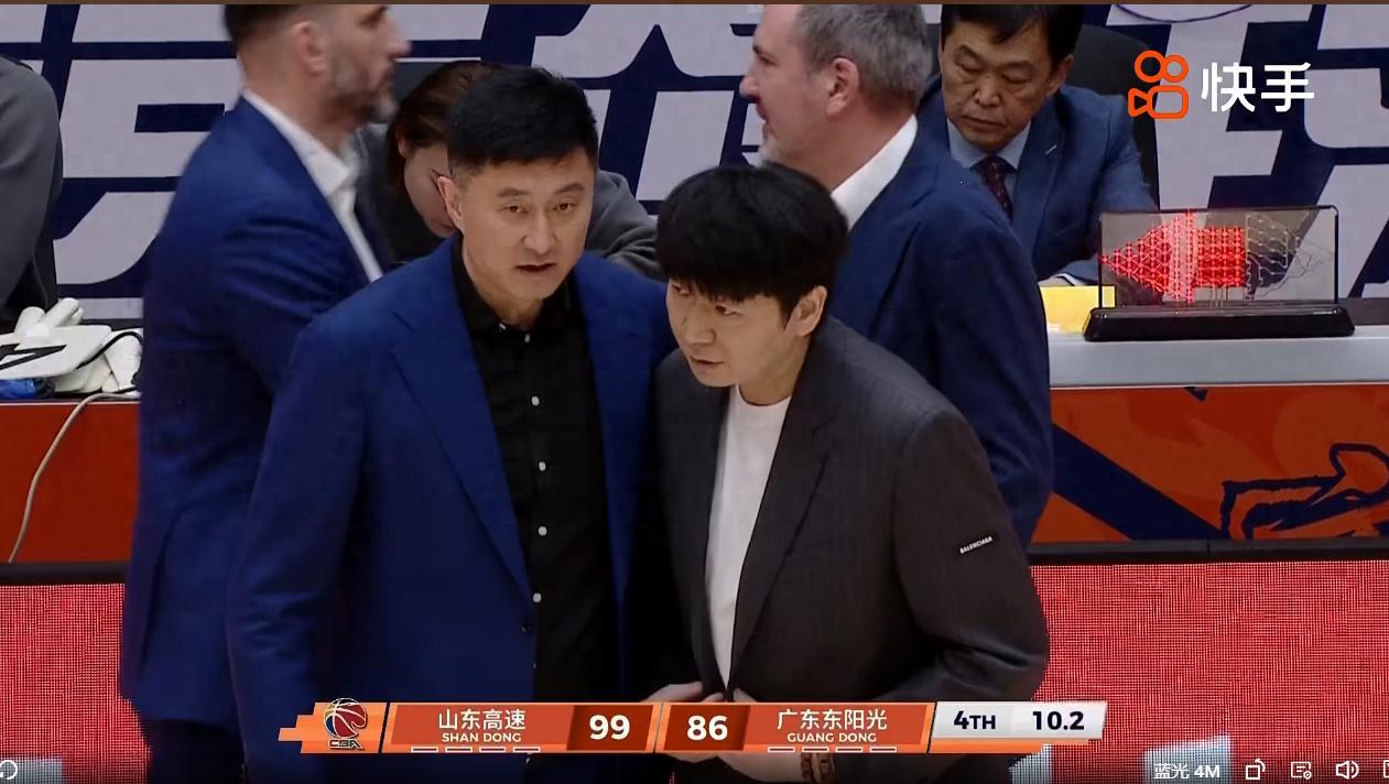 b体育直播-奇兵!三分9中5砍15分,完爆国手胡明轩徐杰,赛后邱彪点名表扬